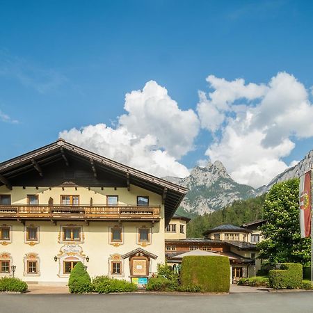 Hotel Vitaloase Zu Den Drei Bruedern อุนเคน ภายนอก รูปภาพ