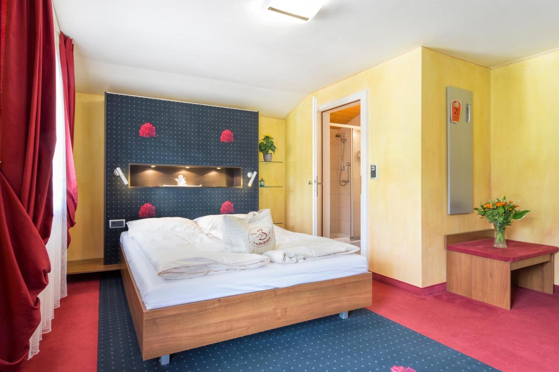 Hotel Vitaloase Zu Den Drei Bruedern อุนเคน ภายนอก รูปภาพ