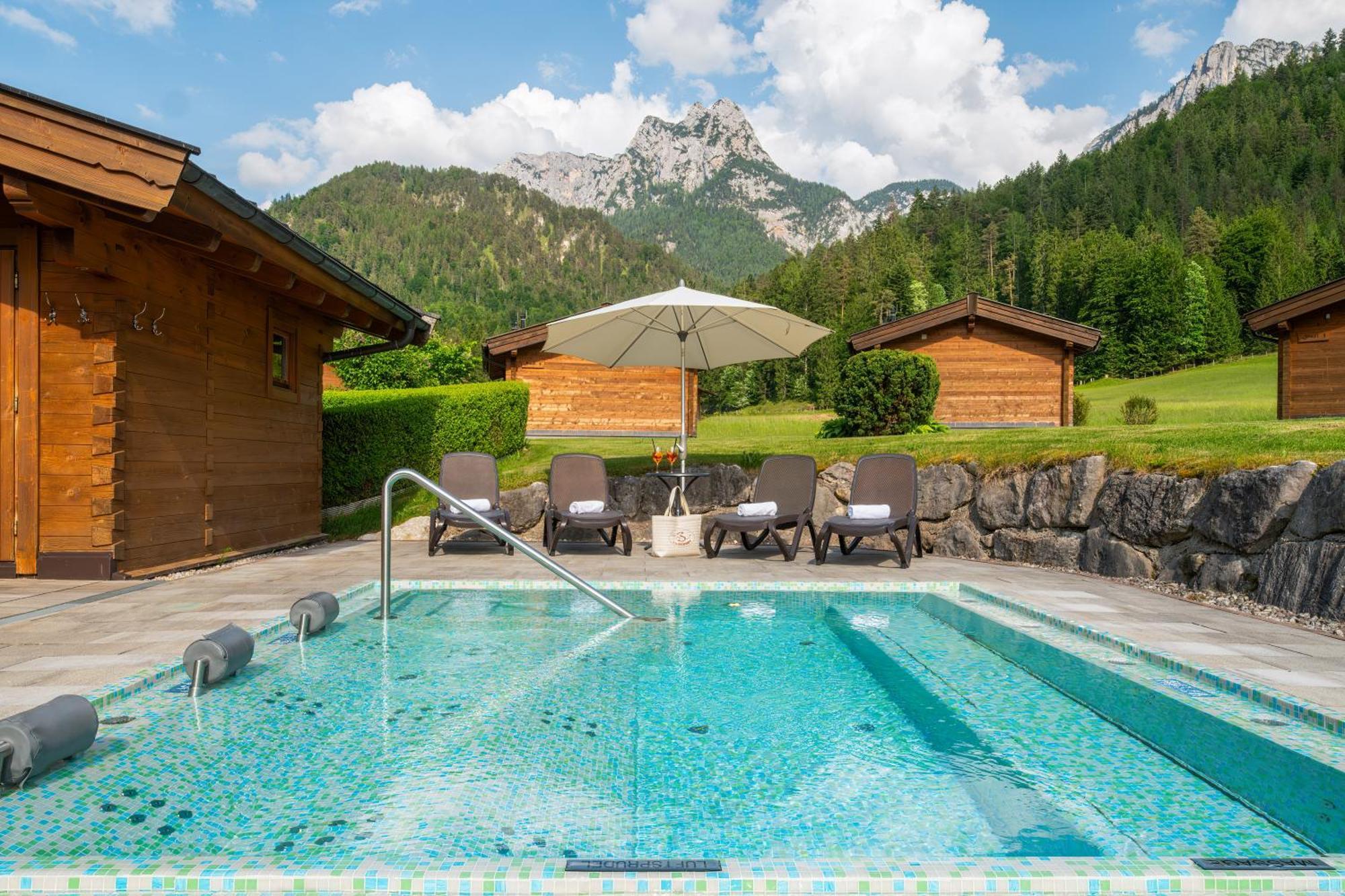 Hotel Vitaloase Zu Den Drei Bruedern อุนเคน ภายนอก รูปภาพ