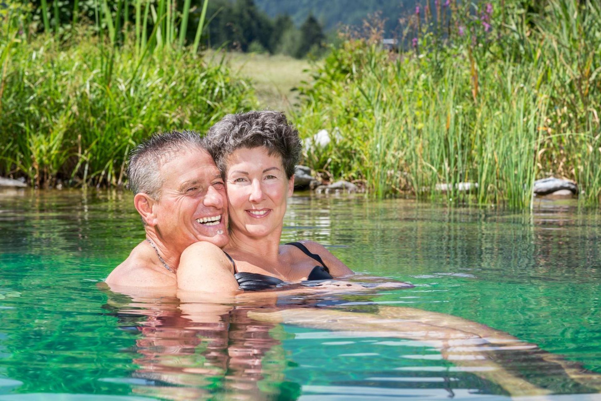 Hotel Vitaloase Zu Den Drei Bruedern อุนเคน ภายนอก รูปภาพ